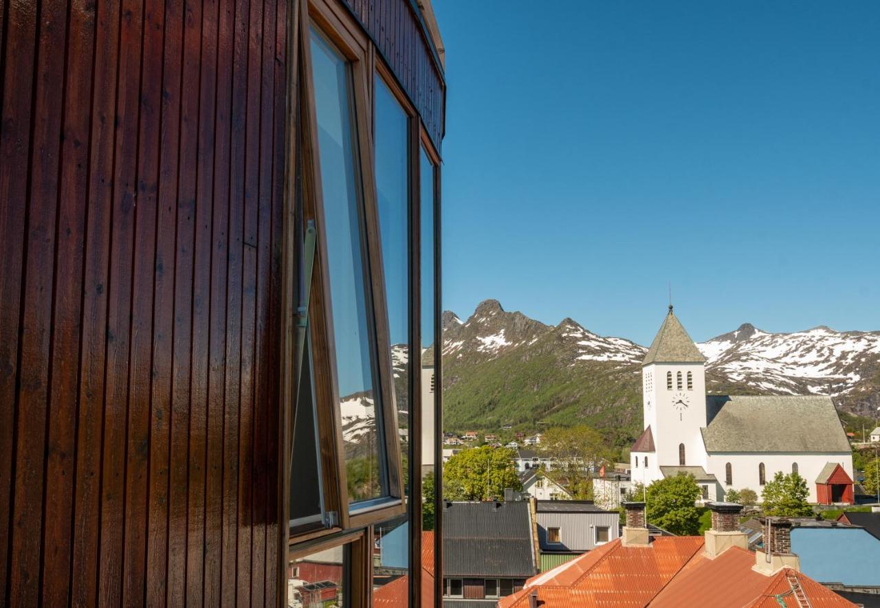 Nordis Apartments - Torget 21 Svolvær Kültér fotó