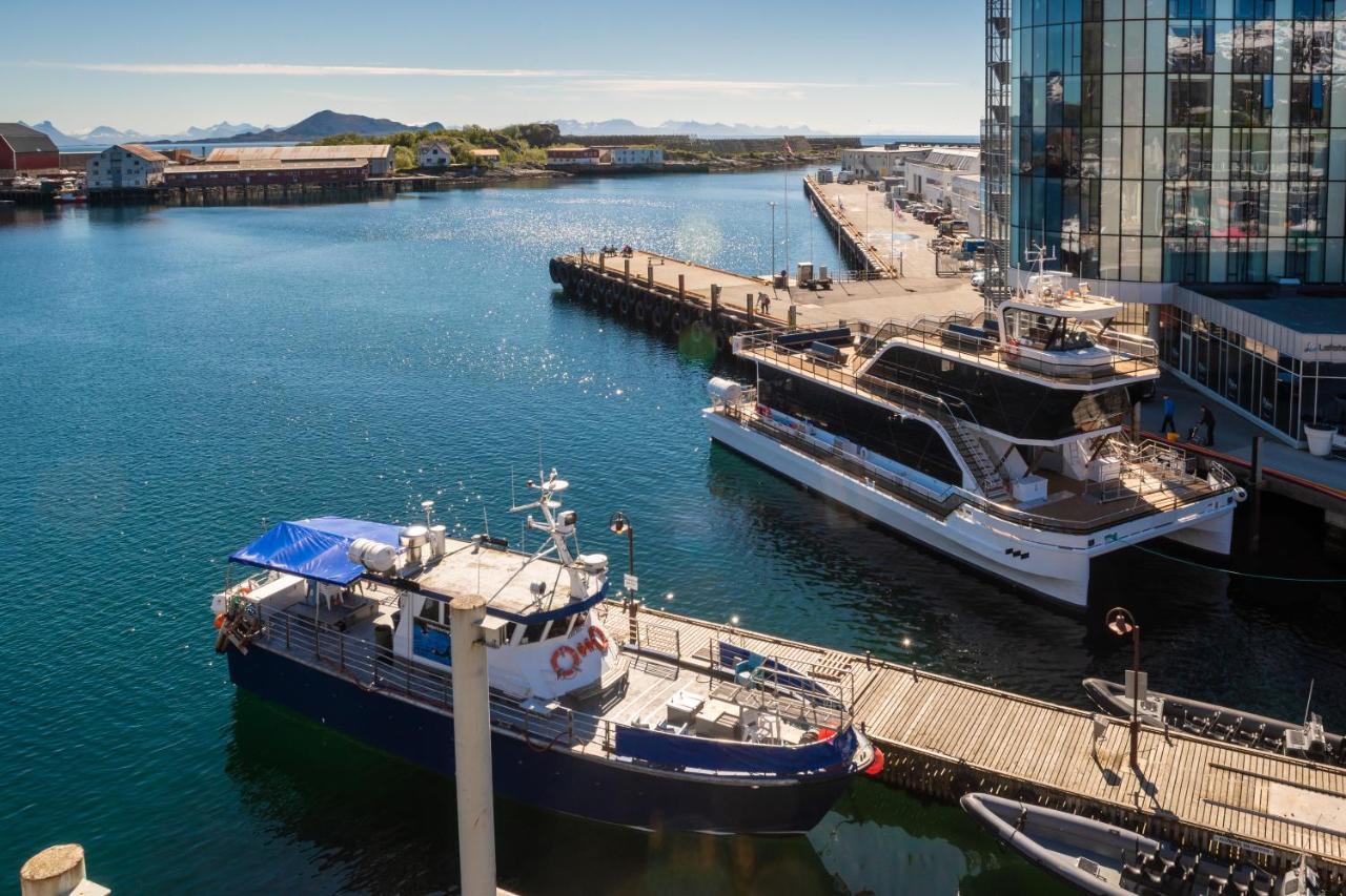Nordis Apartments - Torget 21 Svolvær Kültér fotó