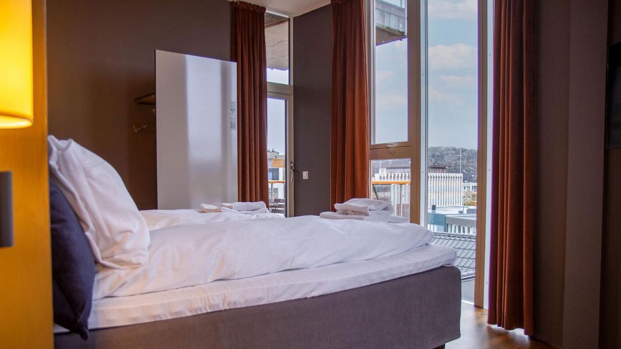 Nordis Apartments - Torget 21 Svolvær Kültér fotó