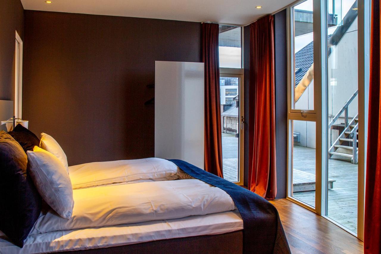 Nordis Apartments - Torget 21 Svolvær Kültér fotó