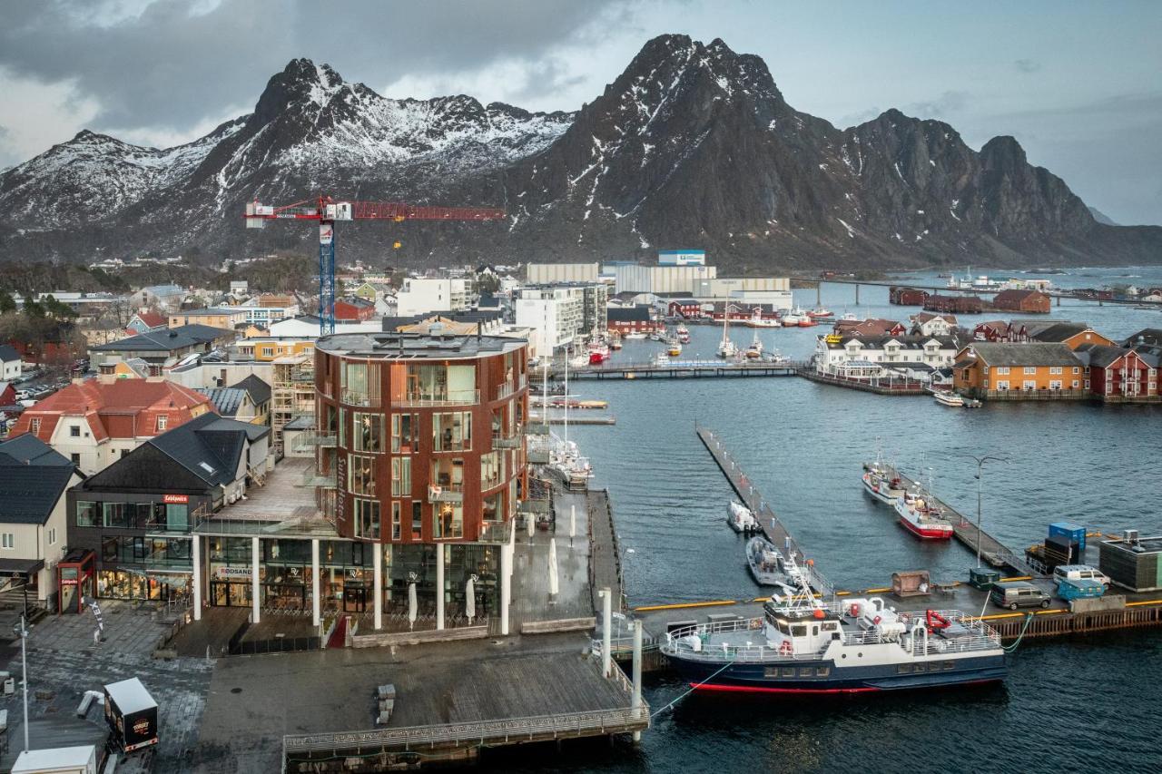 Nordis Apartments - Torget 21 Svolvær Kültér fotó