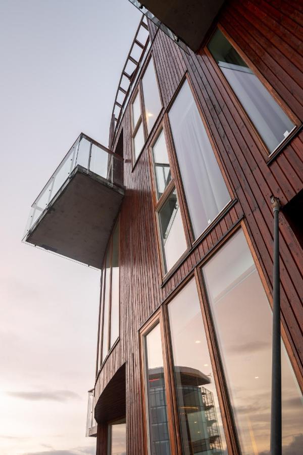 Nordis Apartments - Torget 21 Svolvær Kültér fotó